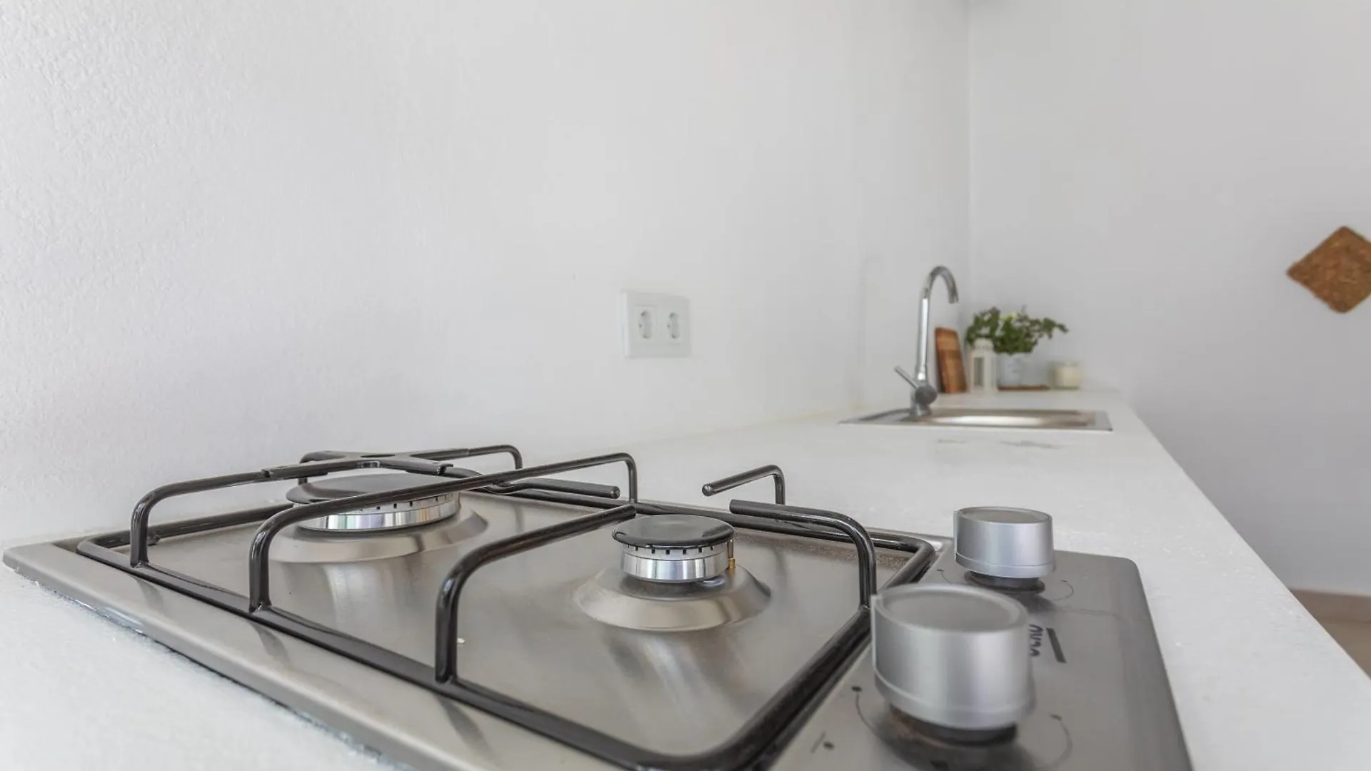 Espectacular Adosado - Patio, Piscina & Office Apartment Tarifa 0*,  Spain