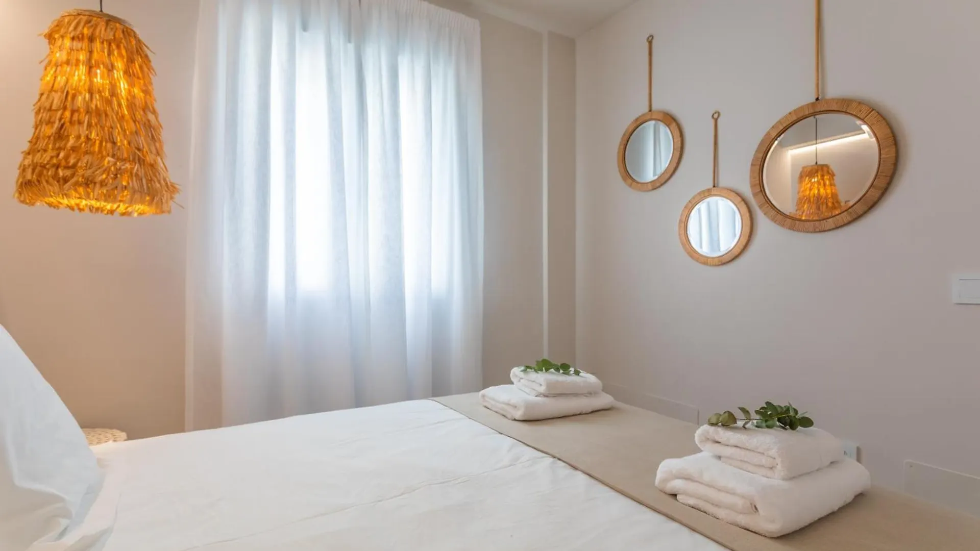 Espectacular Adosado - Patio, Piscina & Office Apartment Tarifa 0*,  Spain